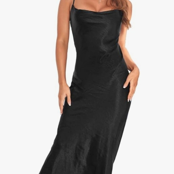 BAR III BLACK DRESS WITH A SATIN FINISH AND A DRAPEY COWL-NECKLINE. SIZE L - Picture 8 of 14